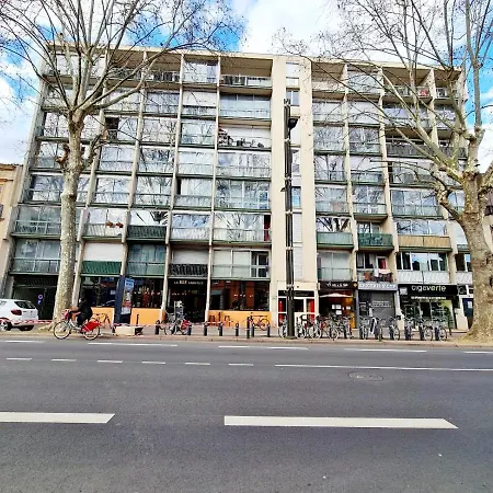 Toulouse-st Cyprien - Parking-- Netflix アパート トゥールーズ